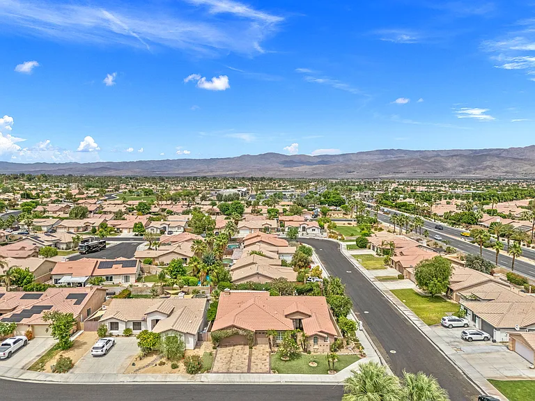 79940 Hancock Ct — Photo 49