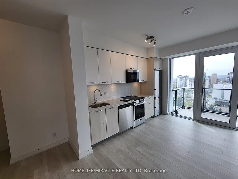 75 James St S #1802 — Photo 2