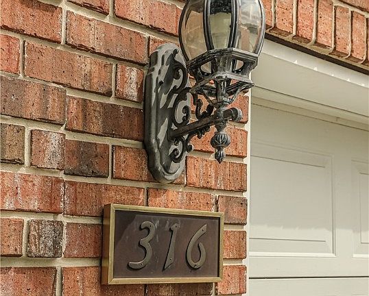 3rd image of 316 Brown Thrush Road