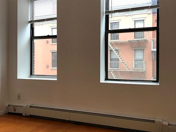 4th image of 14 Orchard St #4D