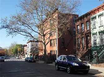 Rented by R New York