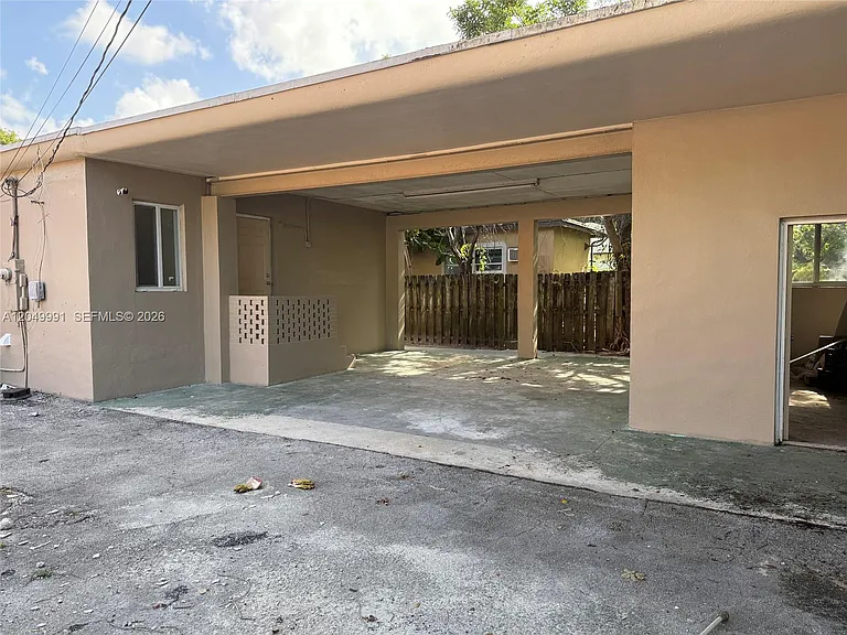 757 NW 47th St — Photo 7