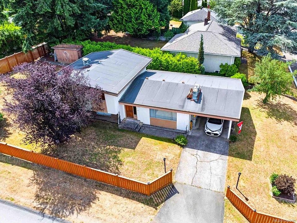 1st image of 3962 Bruce St