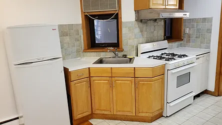 Rented by Century 21 New Golden Age Realty