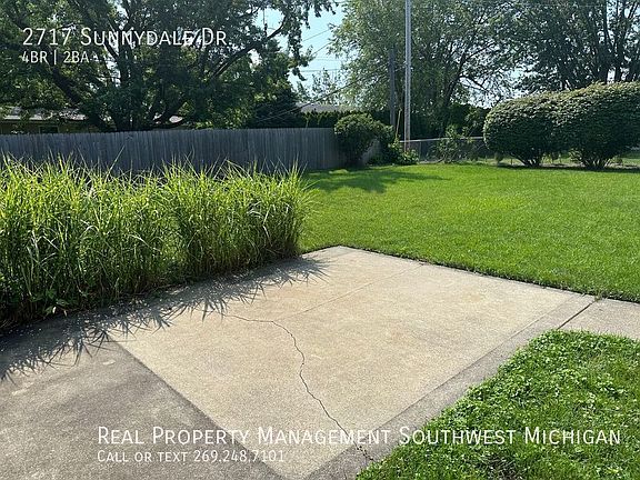3rd image of 2717 Sunnydale Dr