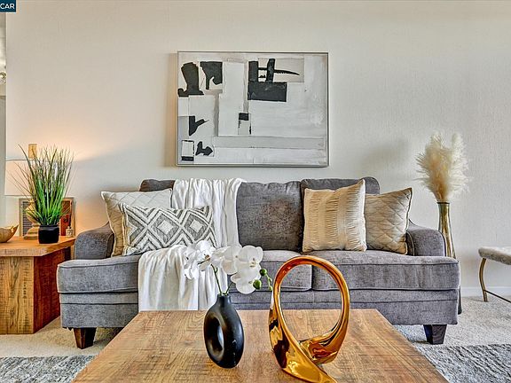 5th image of 5340 Broadway Ter APT 203