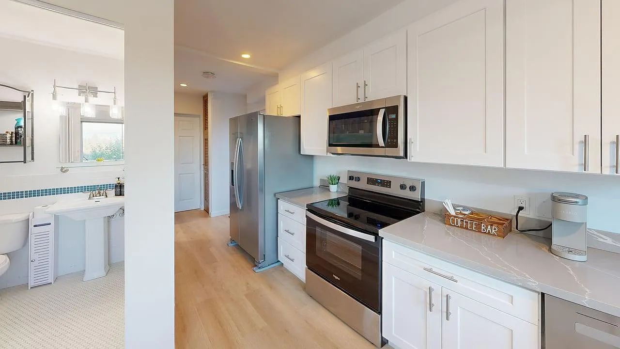 Studio, 337 sqft, $2,000 — Photo 3