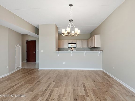 3rd image of 6420 Double Eagle Dr Unit 1001