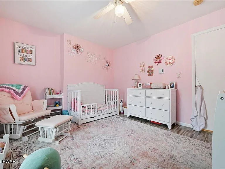 175 Oak Hill Rd — Photo 38