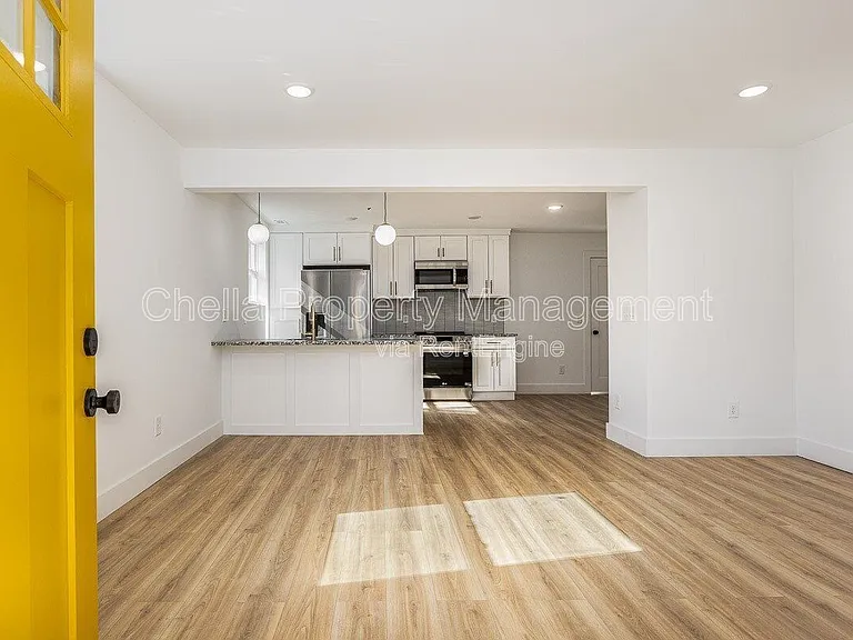1012 Debow St #B — Photo 5
