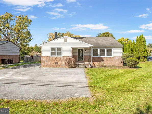 4508 Old Court Rd, Pikesville, MD 21208