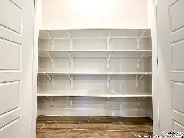 102 George Erath — Photo 6