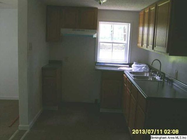 2nd image of 412 16th St