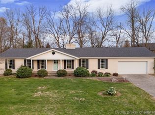 736 S Forrest Dr, Sellersburg, IN 47172