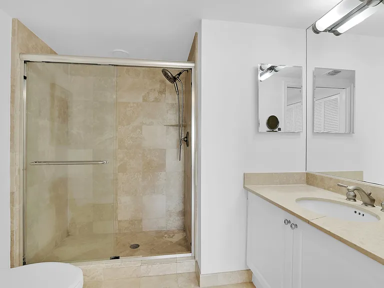 99 SE Mizner Blvd #401 — Photo 28