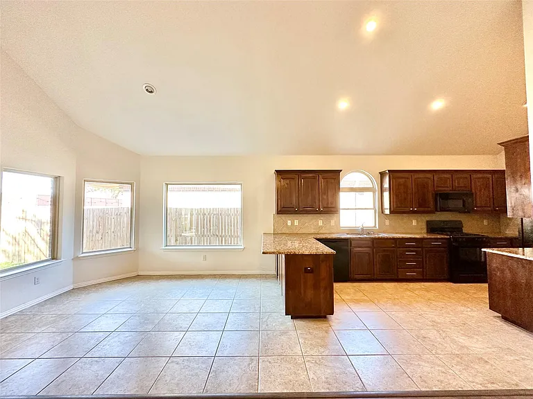 2620 Triangle Leaf Dr — Photo 13