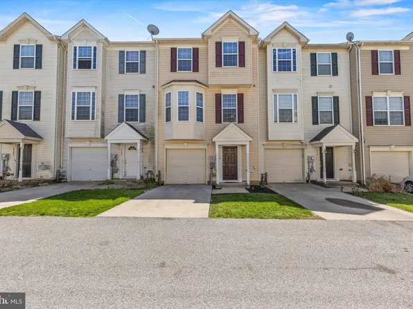 4113 Trabert Ct, Dover, PA 17315