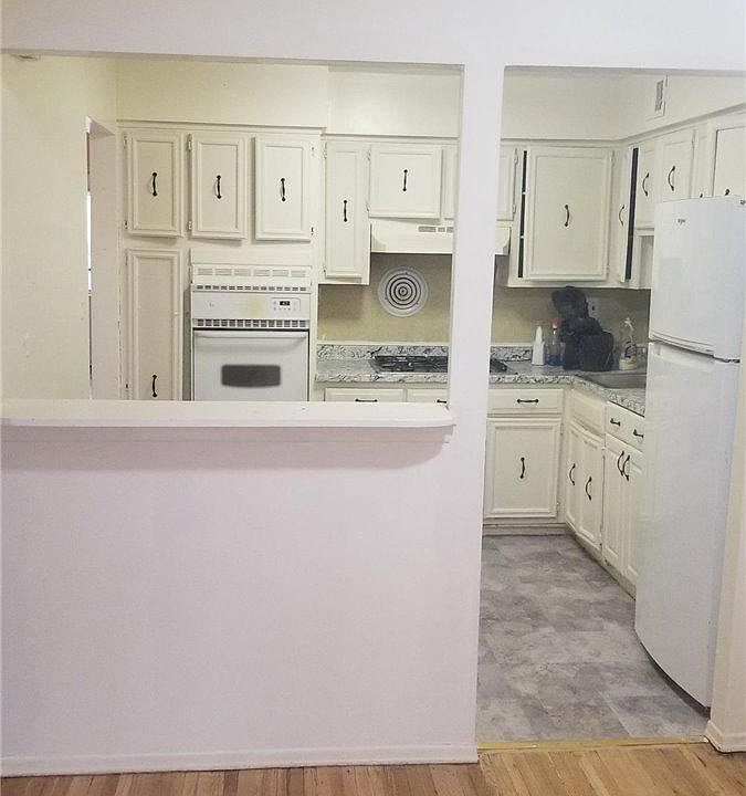 1st image of 59-34 Xenia St Floor 2