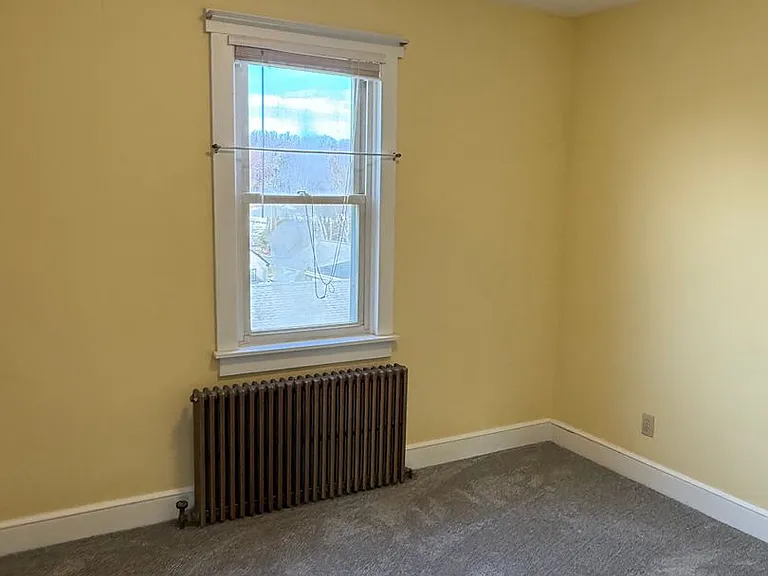815 Grosstown Rd — Photo 13