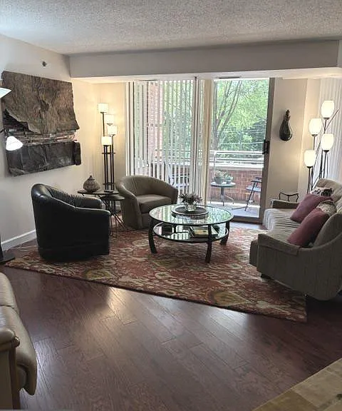 5809 Nicholson Ln #109 — Photo 4