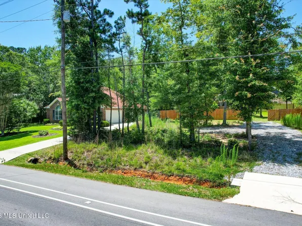Diamondhead Dr W Lot 7, Diamondhead, MS 39525