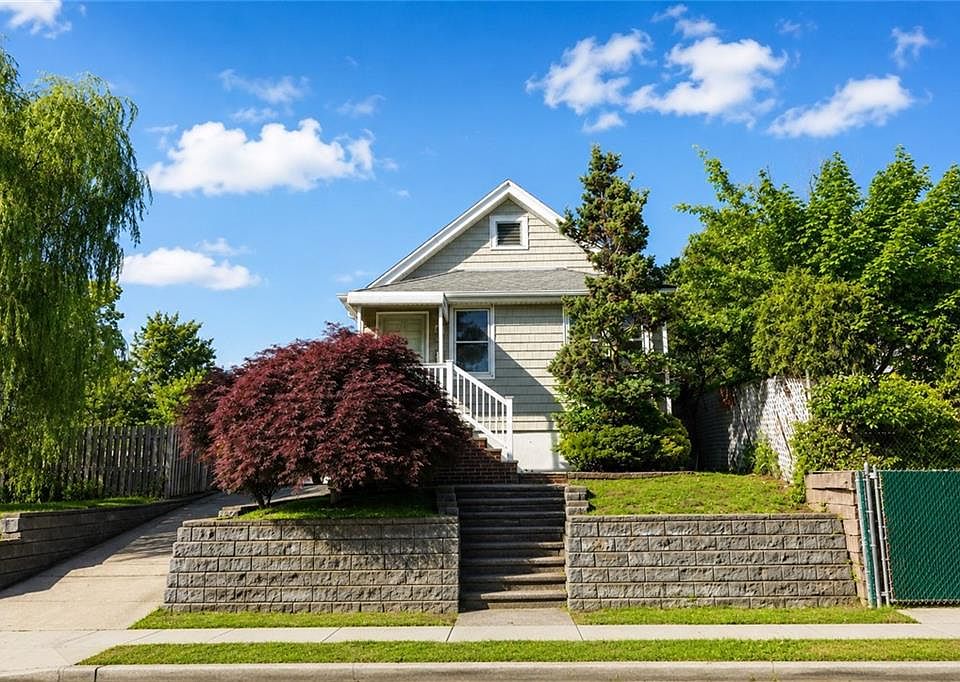 1st image of 11 Osborn Ave