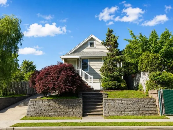 11 Osborn Ave, Staten Island, NY 10308