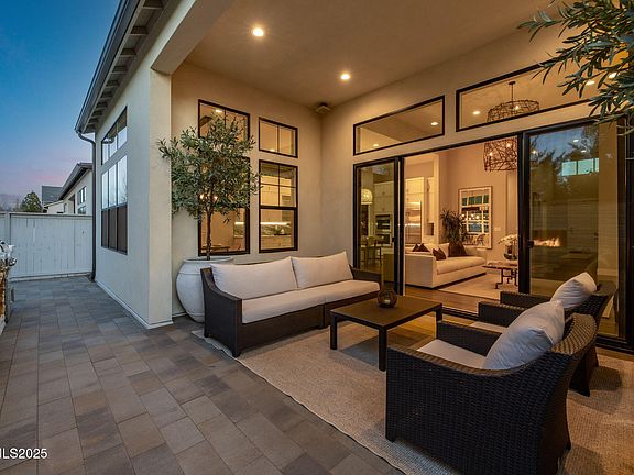 4th image of 709 W Pleasant Oak Trl