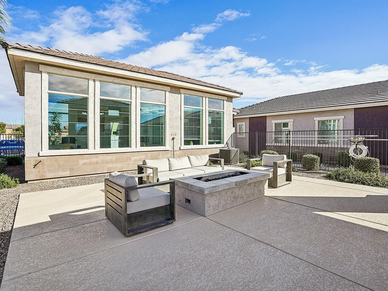 Hampton Edison — Photo 3