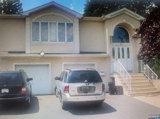 324 1st St, Carlstadt, NJ 07072