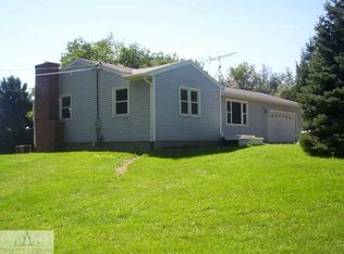 4274 Drumheller Rd, Bath, MI 48808