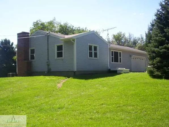 4274 Drumheller Rd, Bath, MI 48808