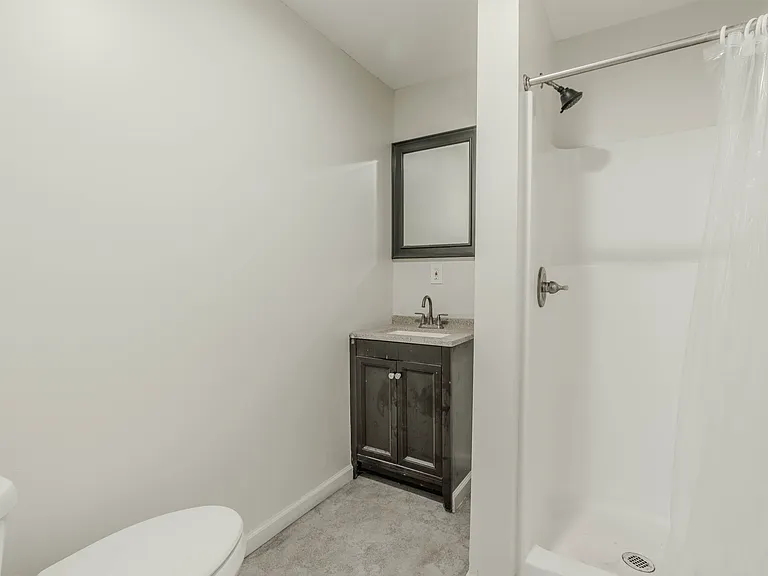 126 Winslow St #4 — Photo 2