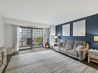 66 9th St UNIT 1313, Saint Paul, MN 55101