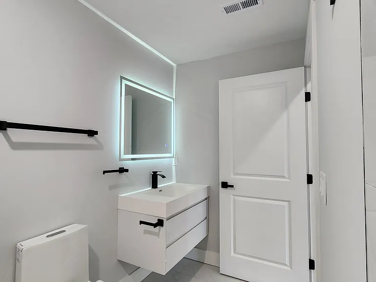 1108 W Dauphin St #6B — Photo 11