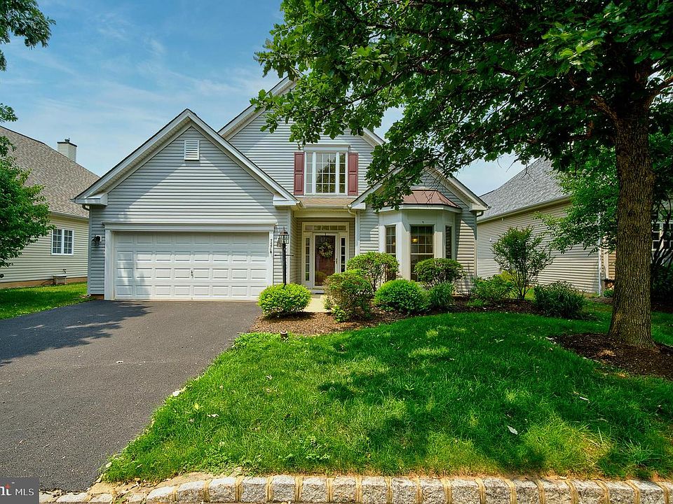 1st image of 757 Wisteria Way