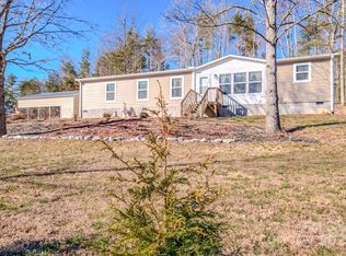 76 Kiwassa Ln, Hendersonville, NC 28792