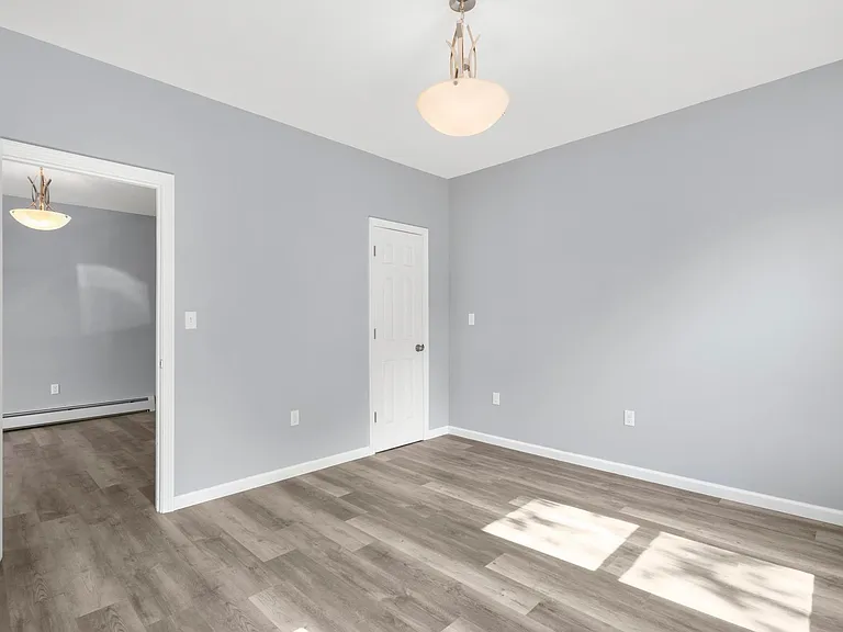 75 Fairview St — Photo 14
