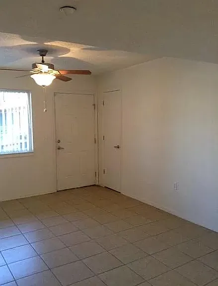 420 N 2nd St — Photo 2