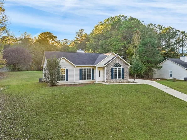 81 Lee Road 2092, Valley, AL 36854