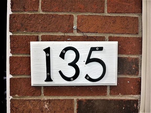 4th image of 135 Dan Dr