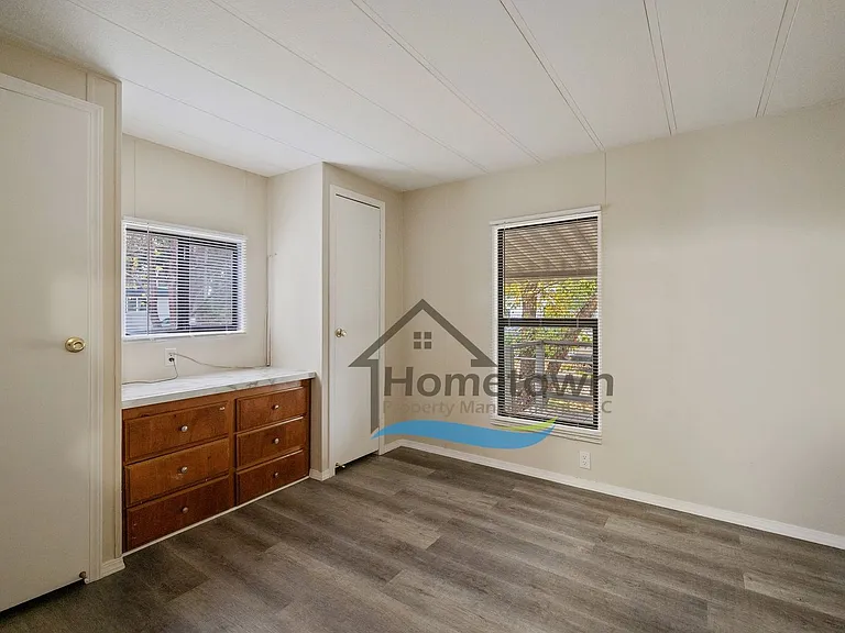 140 W Cosgrove Rd — Photo 22