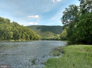 4567 Orleans Rd, Great Cacapon, WV 25422