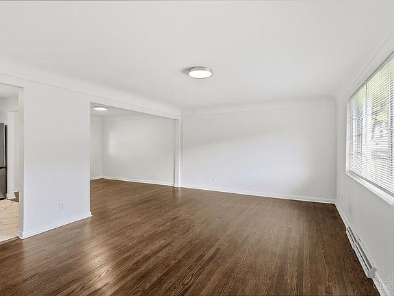 4th image of 9164 Cherry Blossom Ln