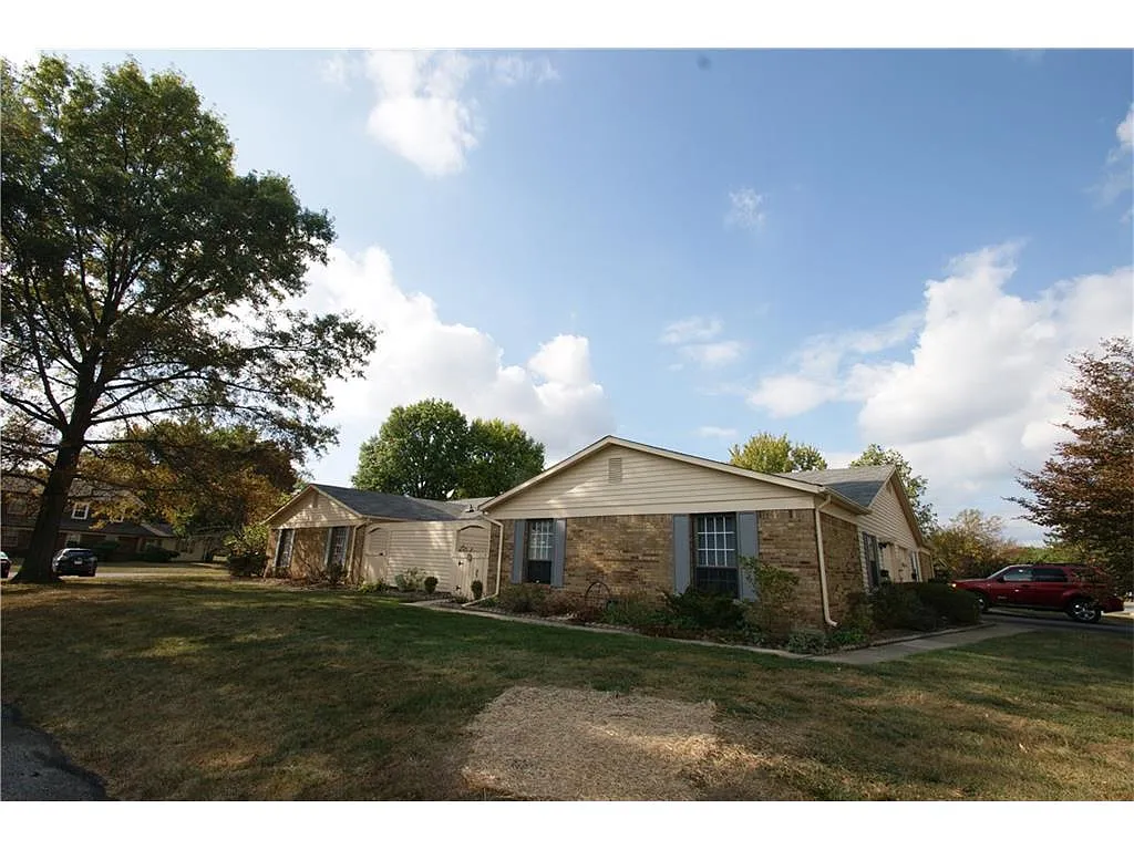 4503 Clovelly Ct photo 1