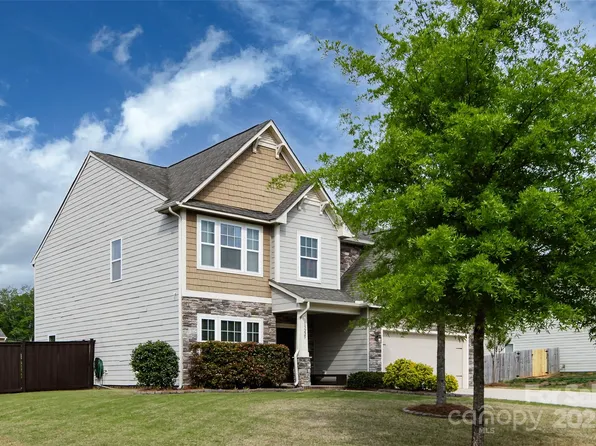 15225 Kissimmee Ln, Mint Hill, NC 28227