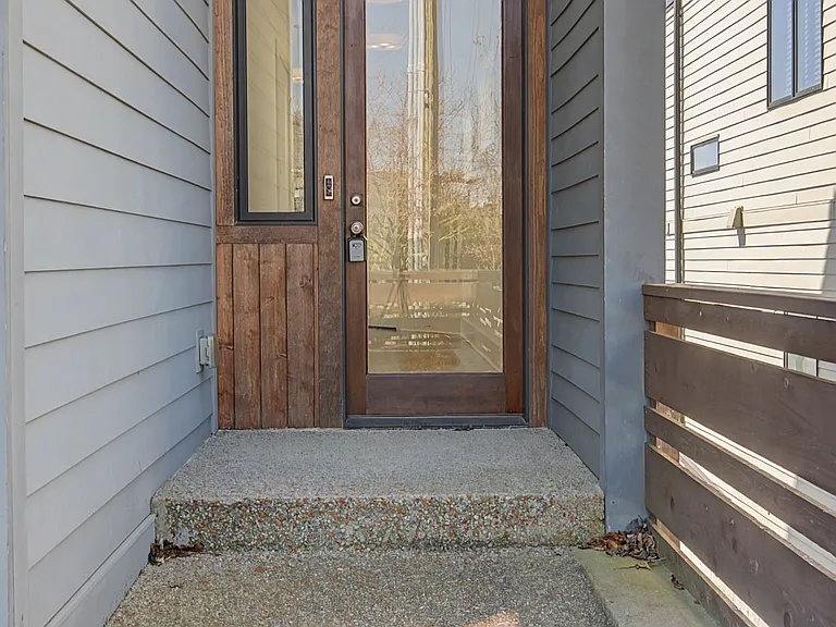 118B Fern Ave #B — Photo 5