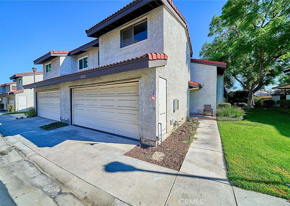 1st image of 11832 Los Alisos Cir