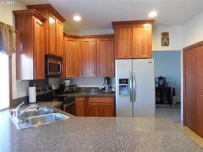 3rd image of 5324 NE 66th Dr