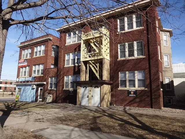 476 Herschel St. — Photo 16